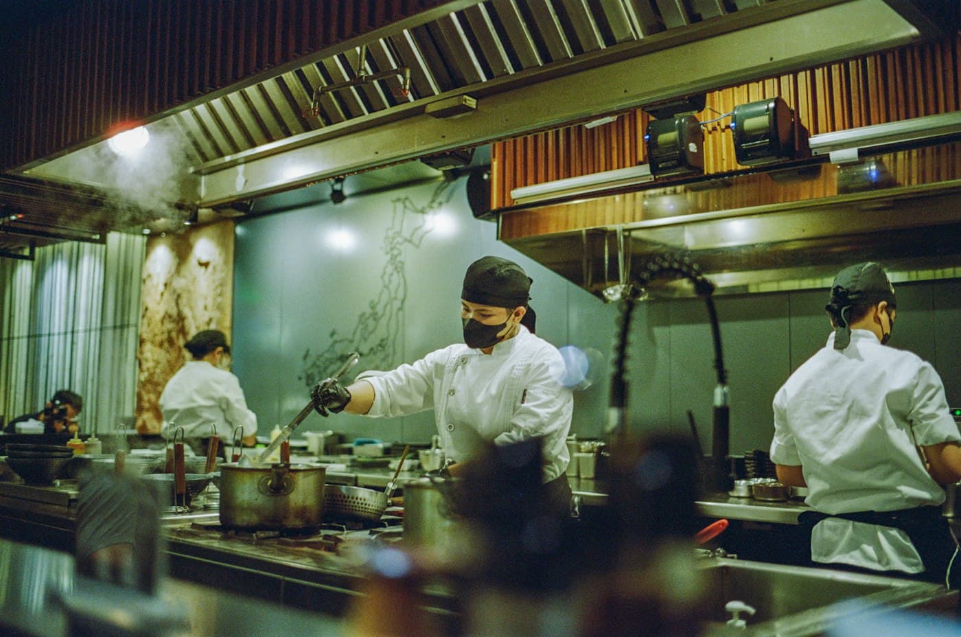 Restaurant Kitchen Staff Islamabad: restaurant chef cooking